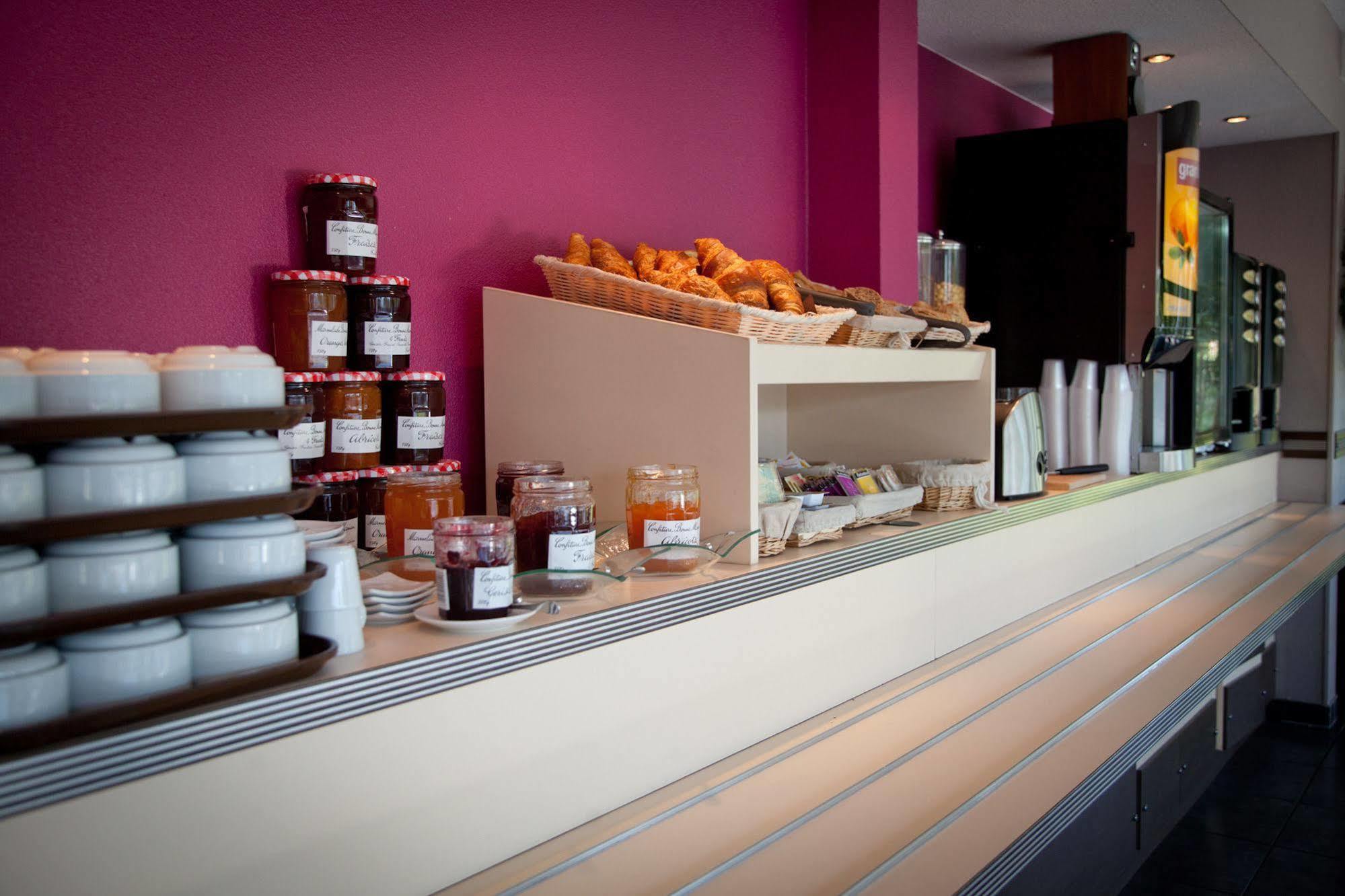 B&B Hotel Pau Zenith Eksteriør bilde